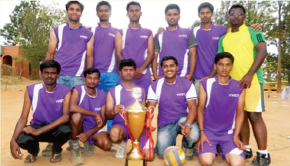 The winning team of inter college volleyball tournament - VVET